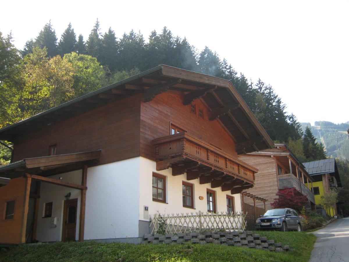 Ski-in / Ski-out Chalet Kriekels by Alpen Apartments Zell am See Eksteriør bilde