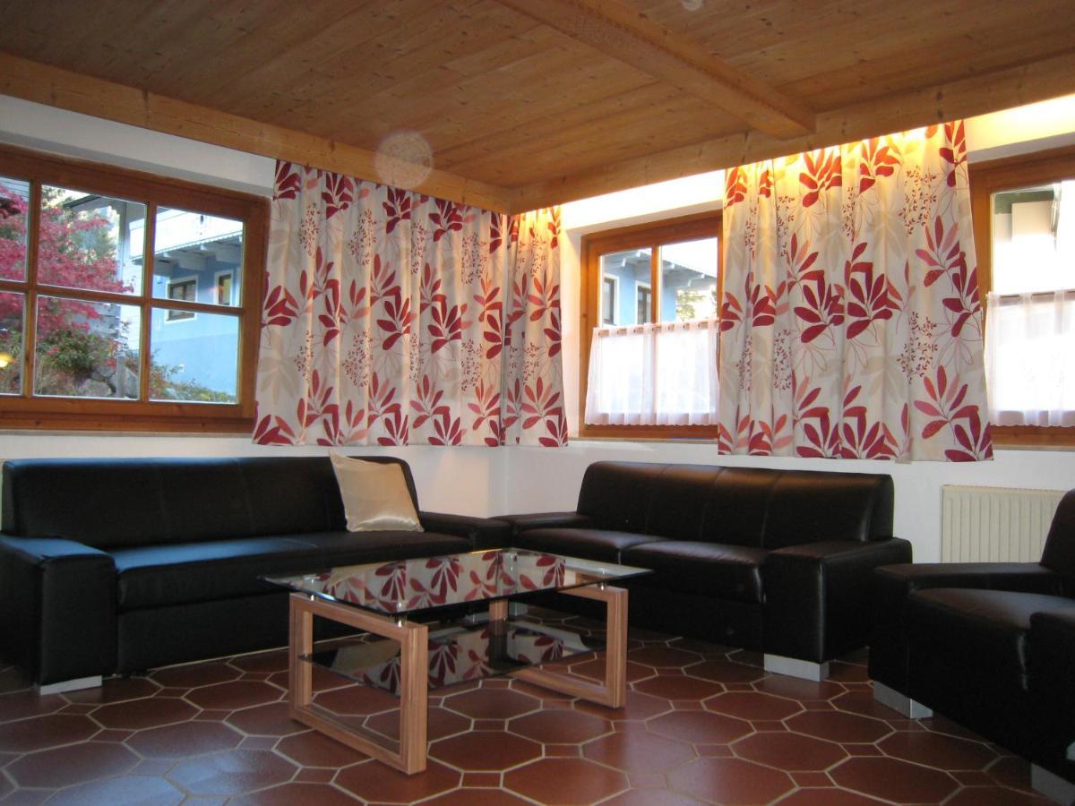 Ski-in / Ski-out Chalet Kriekels by Alpen Apartments Zell am See Eksteriør bilde