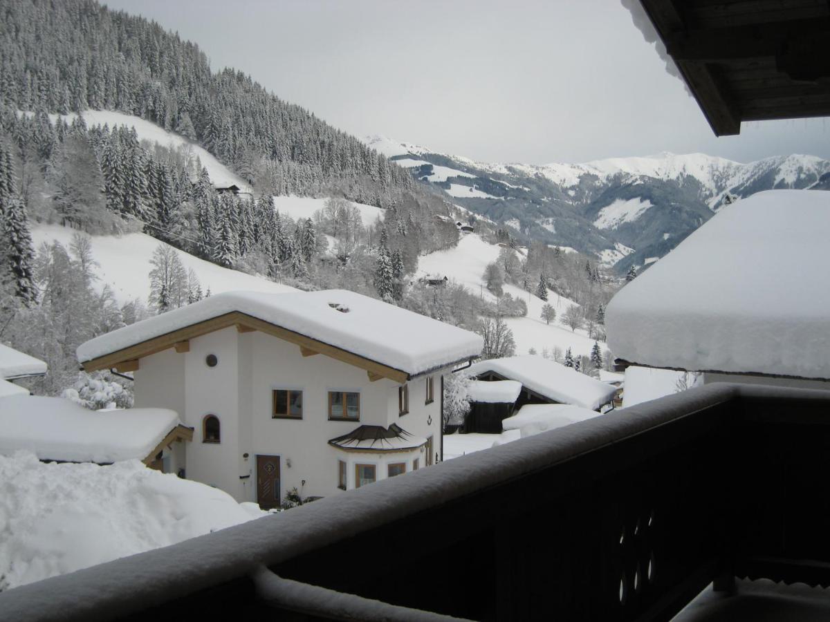 Ski-in / Ski-out Chalet Kriekels by Alpen Apartments Zell am See Eksteriør bilde