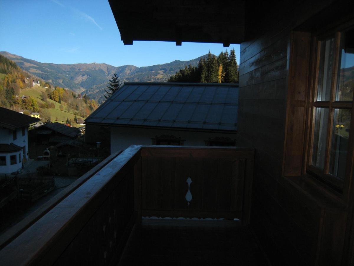 Ski-in / Ski-out Chalet Kriekels by Alpen Apartments Zell am See Eksteriør bilde
