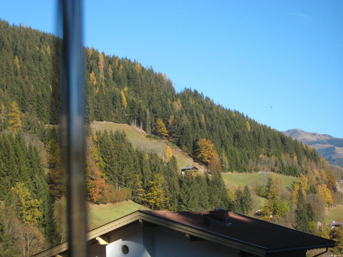 Ski-in / Ski-out Chalet Kriekels by Alpen Apartments Zell am See Eksteriør bilde